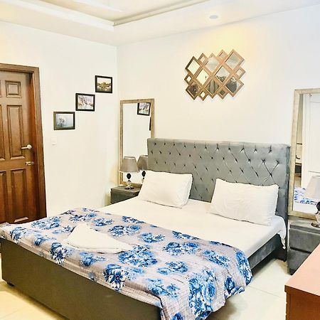 Apartamento Stunning And Peaceful 1Bhk,Free Parking + Wifi Islamabad Exterior foto